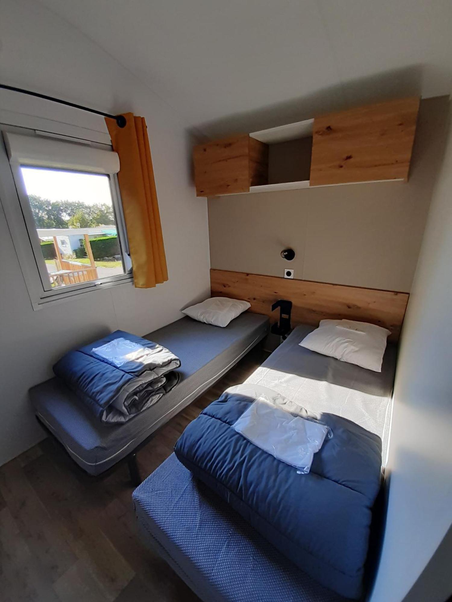 Camping Les Brillas Les Moutiers 外观 照片